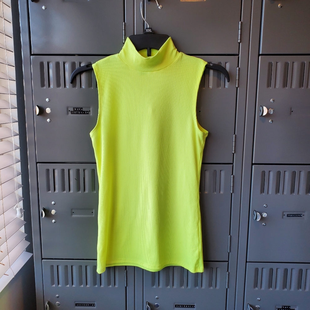 NO BOUNDARIES neon sleeves top SMALL - Picture 3 of 10